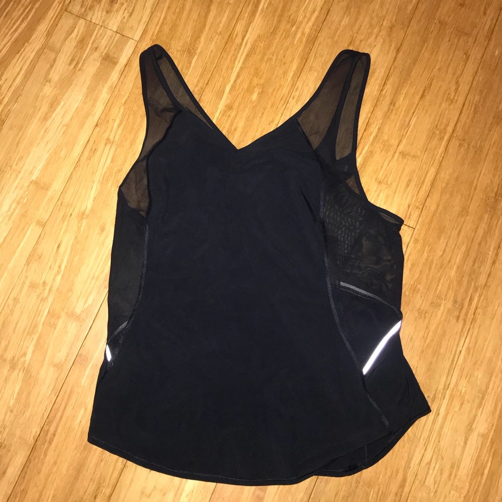 Lululemon tank